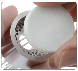 Foam insert over bottom of tool